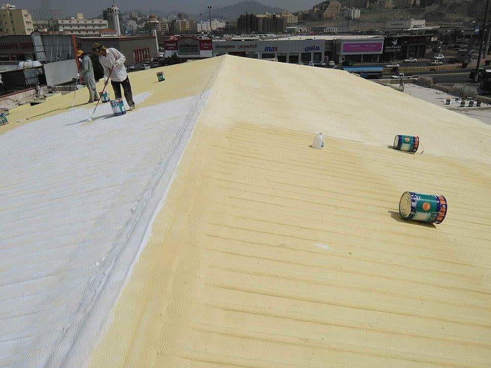 خطوات عزل الفوم للأسطح وأهم عوامل نجاح التنفيذ
